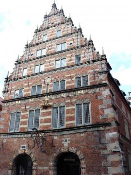 Fassadenschmuck Obernkirchener Sandstein®